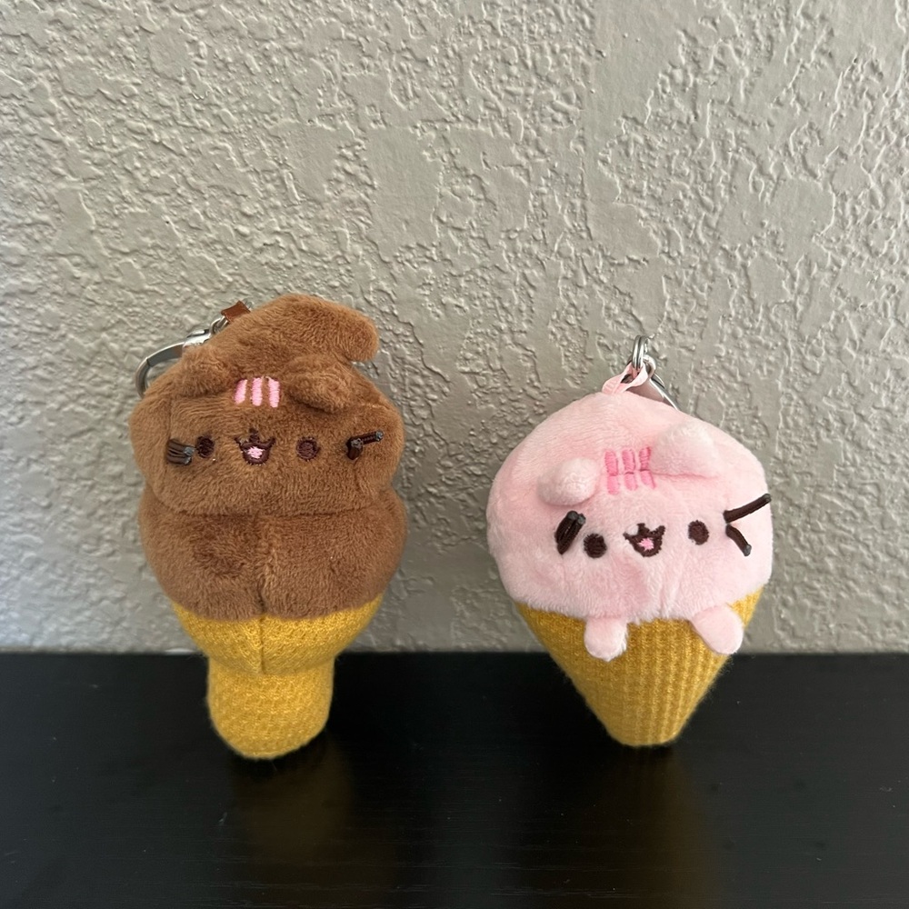 Pusheen Ice Cream Cone Keychains - Brown and Pink